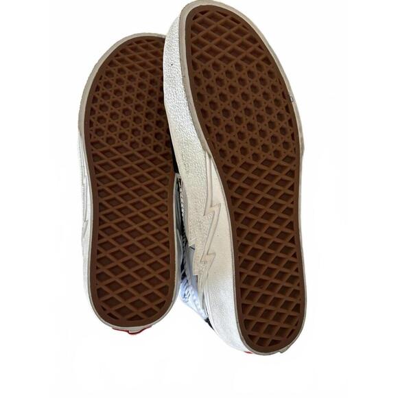 FALL CLEARANCE NEW Vans Sk8-Hi Bolt Black and Silver Sneakers w 6.5 - Picture 5 of 7